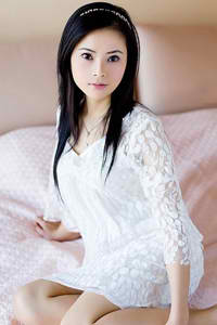 任嘉伦老婆