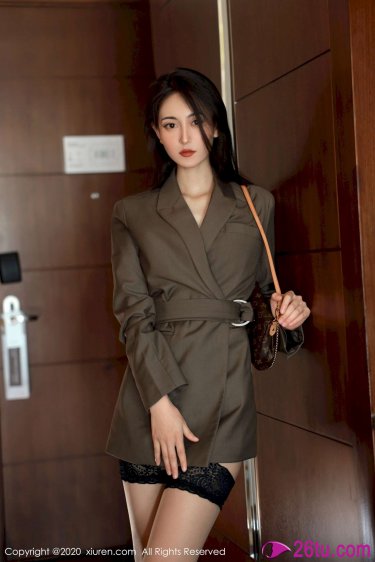 动漫男生的坤坤放到女生的坤里