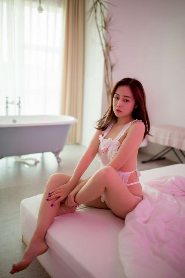 李怡然